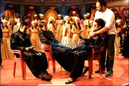 big b ab jr and devgn shoot for bol bachchan title song 3