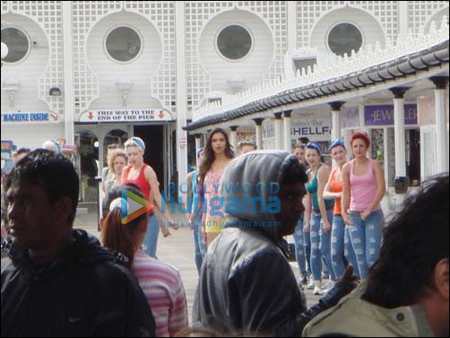check out deepika on the sets of desi boyz in uk 3