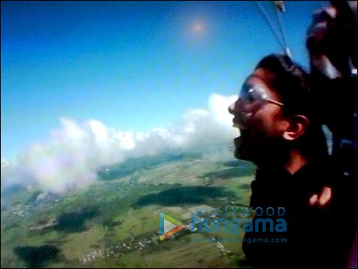 check out deepika padukone jumps off a plane from 10000 ft 5