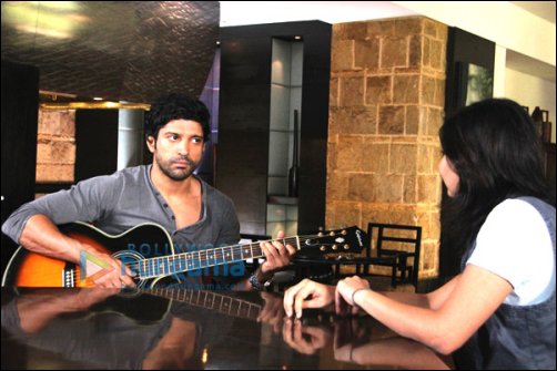 check out farhan akhtar meets his biggest fan on live my life 6