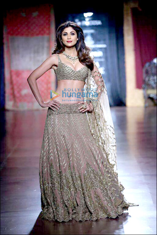 check out b town showstoppers at india couture week 2015 6