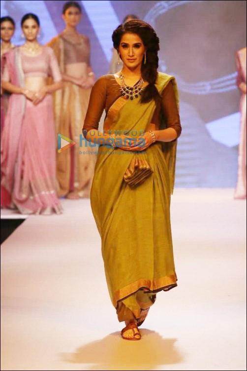 check out b town showstoppers at iijw part 2 5