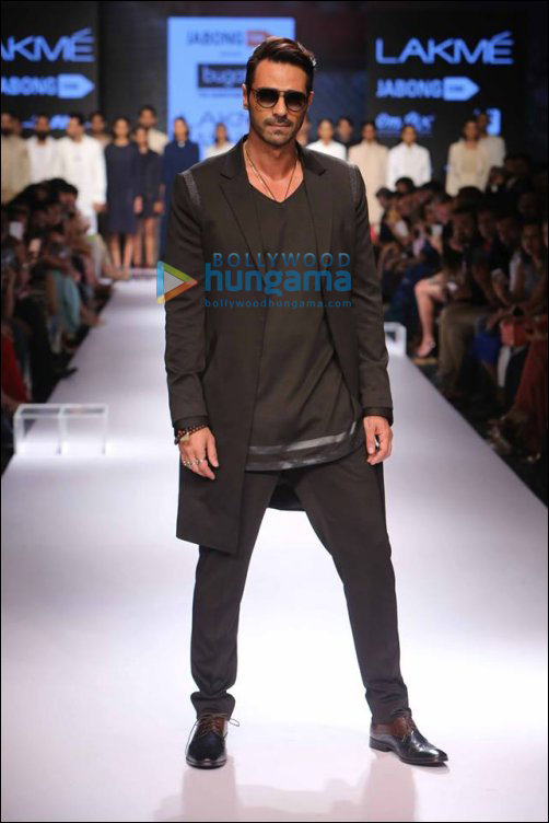 check out b town showstoppers at lfw wf 2015 day 4 3