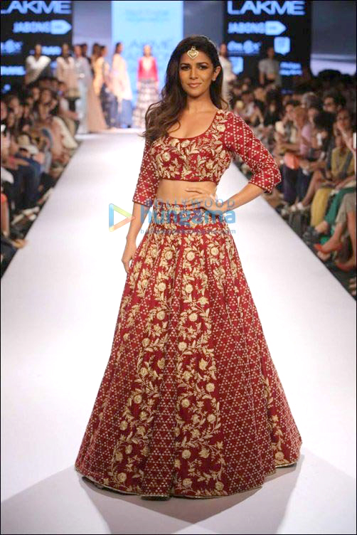 check out b town showstoppers at lfw wf 2015 day 1 3