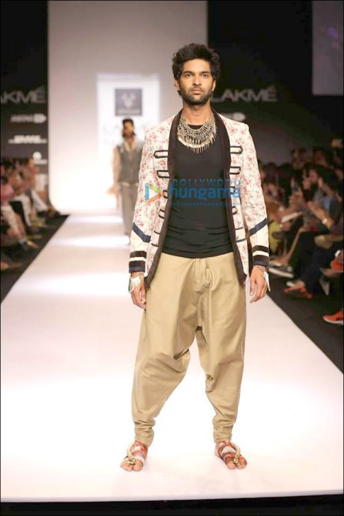 check out b town showstoppers on day 3 at lfw sr 3