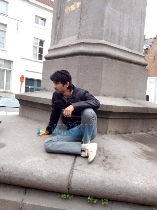 check out anushka sushant on sets of peekay in bruges 5
