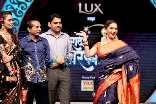 what bollywood stars did this week 1047