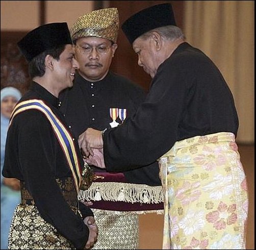 datuk shahrukh khan 7