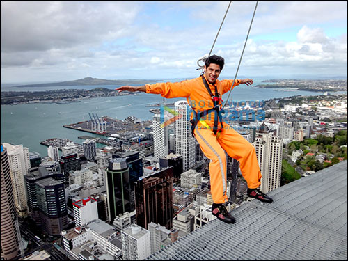 check out sidharth malhotra walks across sky tower in new zealand 4