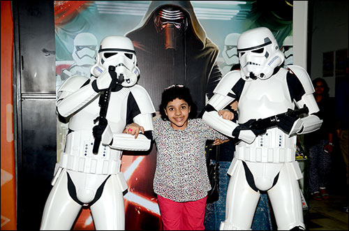 storm troopers from star wars the force awakens conduct a recruitment drive in hungama 4