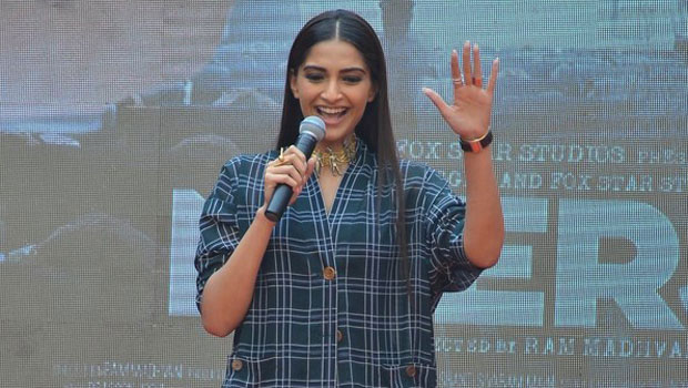 Sonam Kapoor At ‘Aankhein Milayenge Darr Se’ Song Launch
