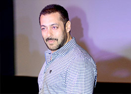 Salman Khan skips Fitoor’s screening