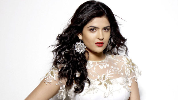 “No I Was Not Offered Aamir Khan’s Dangal”: Deeksha Seth