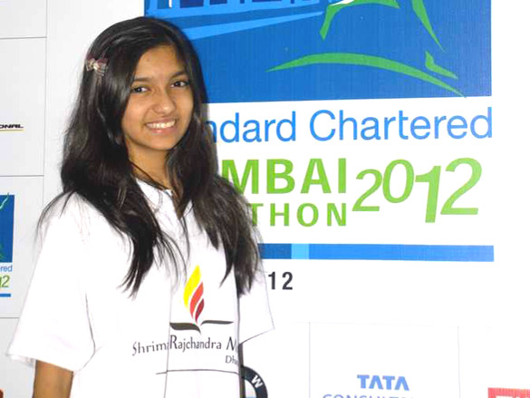 shaan at standard chartered mumbai marathon 2012 press meet 8