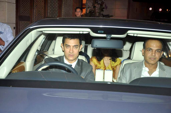 bollywood rocks at mukesh ambanis bash for sachin tendulkar 2