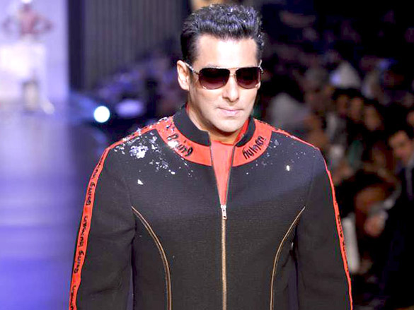 salmans being human show at hdil india couture week 2010 37