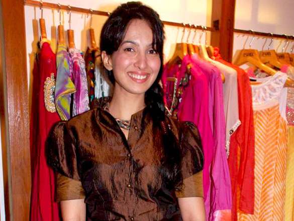 mandira gul vj mia at nisha merchants festive collection launch at fuel 10