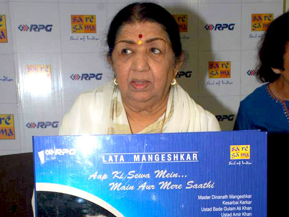 lata mangeshkar graces saregama album launch 4