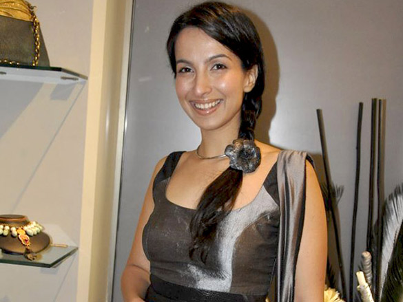 shraddha nigam and gogee at fuel preview 4