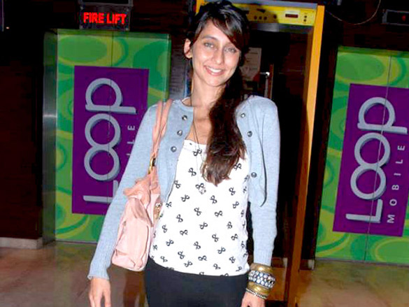 john and bipasha attend jhootha hi sahi special screening 12