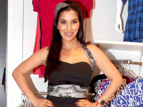 sophie choudry at madame event 8