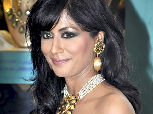 chitrangda gul and vidya malvade grace roopa vohras collection launch 5