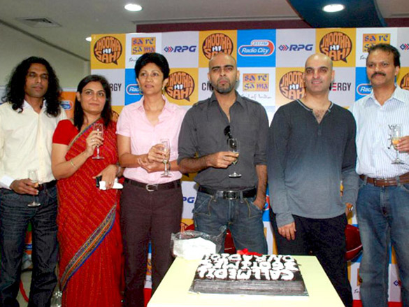 jhootha hi sahi limca book of records mention event with radio city 3