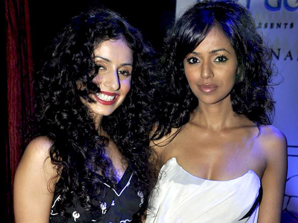 shahana and models sizzle at grey goose gauri nainika show 5