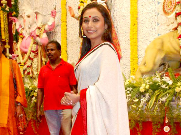 rani mukherjee ayan mukerji at durga pooja 5
