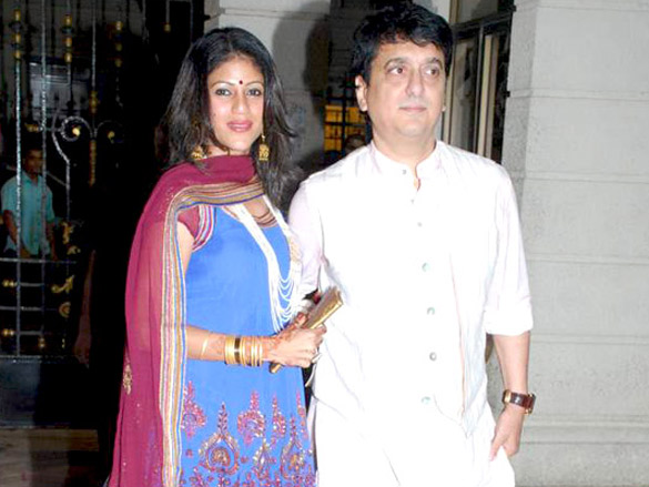 celebs at sanjay dutts mata ki chowki 14