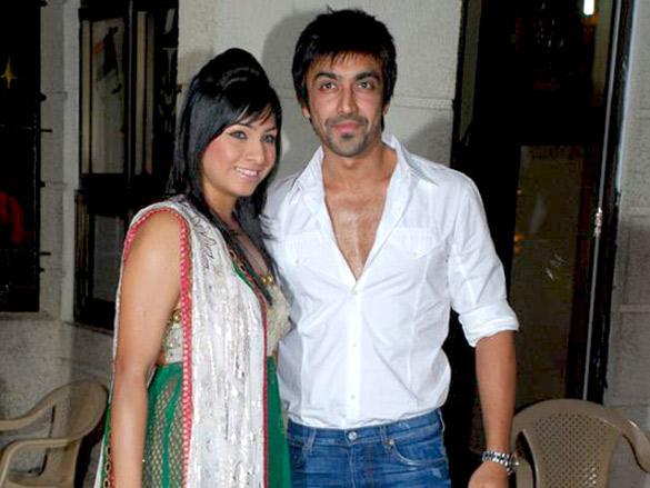 celebs at sanjay dutts mata ki chowki 21