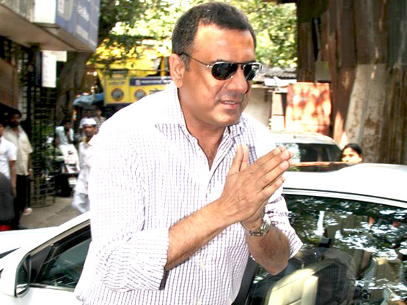 boman irani meets mumbai dabbawalas for the pitch 9