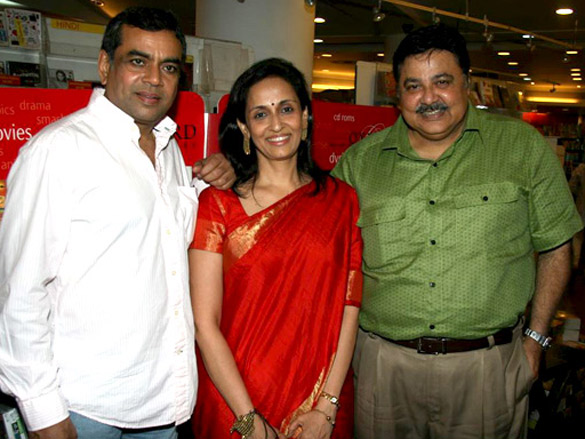 paresh rawal and satish shah launch swaroop rawals new book 3