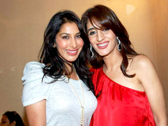 hrithik fardeen sridevi and twinkle at farah khan alis jewelry store launch 10
