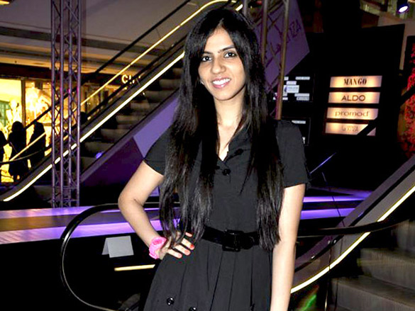 malaika arora khan walks the ramp for major brands show 12