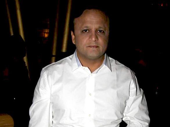 shaan and kashmira shah at asif bhamlas diwali celebrations 11