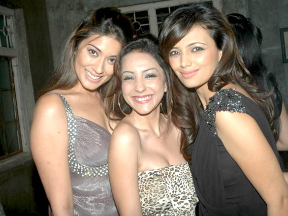 roshni chopra celebrates her birthday in style 8
