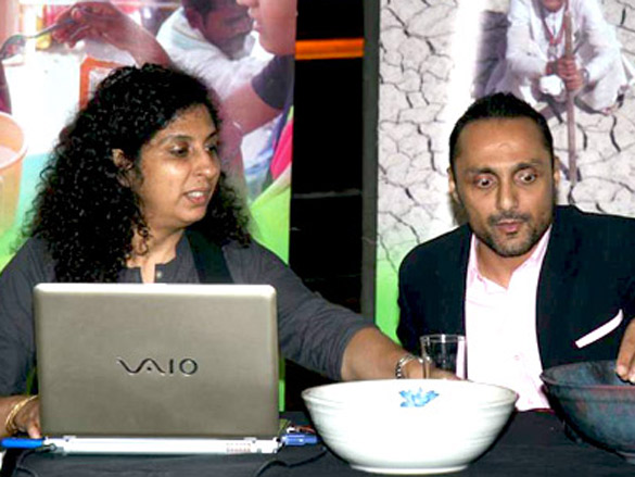 rahul bose supporting oxfam india 4