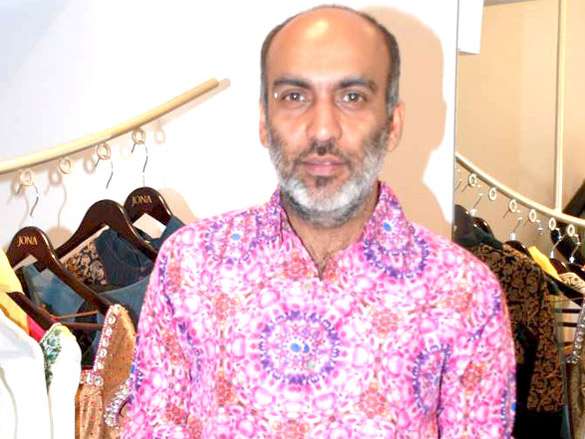 manish arora at the jona store launch 4