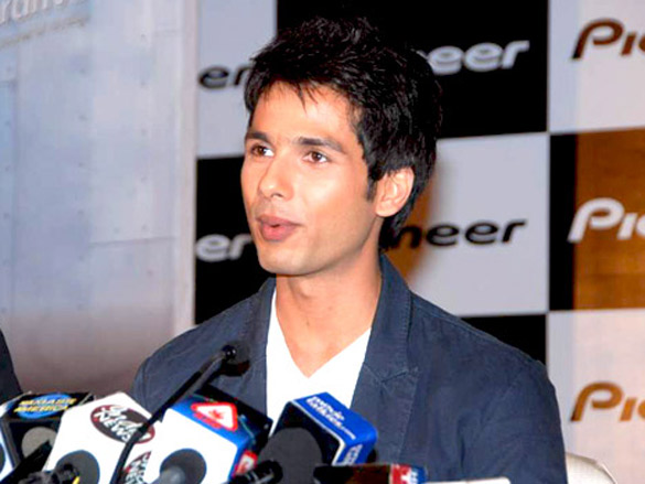 shahid kapoor at pioneer car audio press meet 6