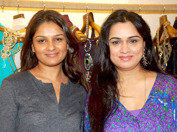 perizaad kolah and padmini kolhapure at chammomile event 4