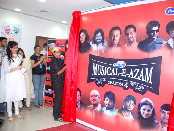 salim sulaiman and jagjit singh launch radio citys musical e azam 4 2