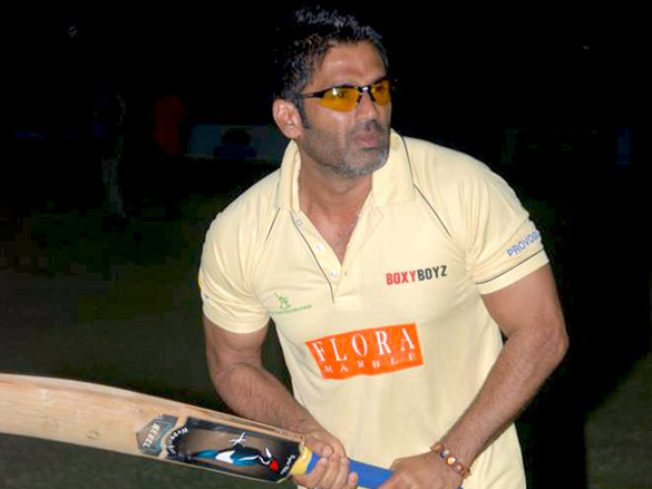 suniel shetty at boxy boyz cricket match 4