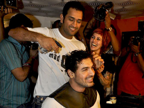 john and dhoni style each other at mad o wat salon 8