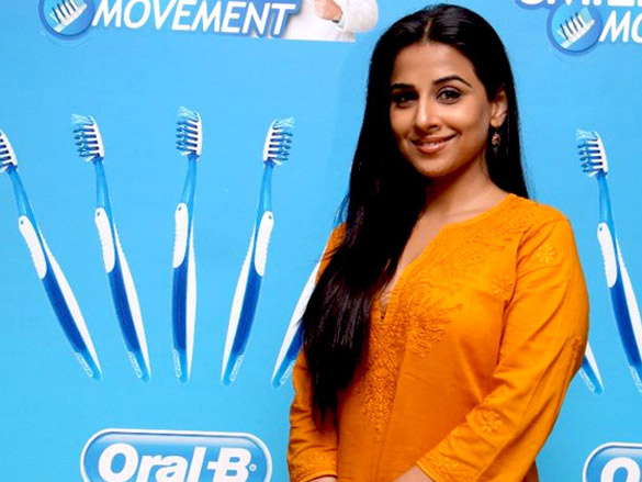 vidya balan at the launch of oral b smile india movement 7