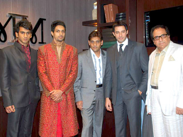 shekhar suman and zulfi at the launch of mm men store 6