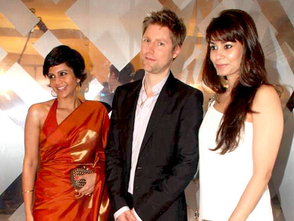 celebs grace the burberry bash 9