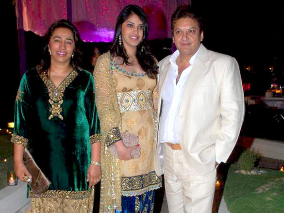 urvee adhikaris wedding reception 19