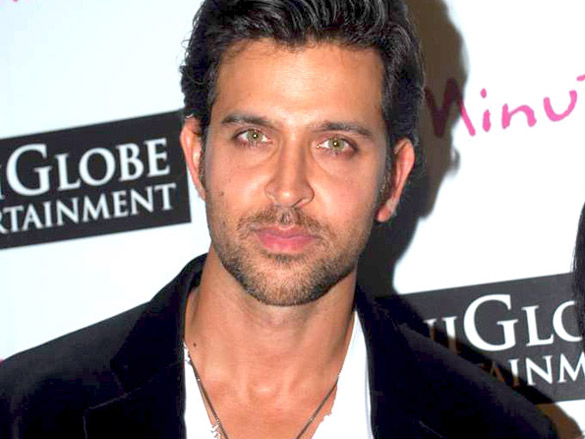 hrithik and fardeen at 1 a minute film on breast cancer premiere 5
