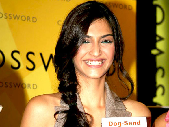 sonam kapoor unveils dog send the story of simba book 5